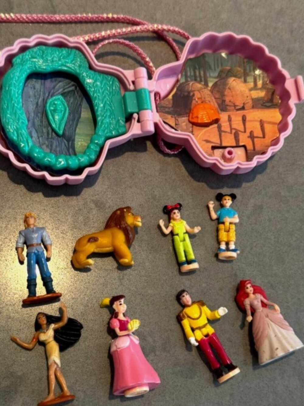 Polly Pocket Disney Lot Pocahontas Compact Little Mermaid Lion King Vintage